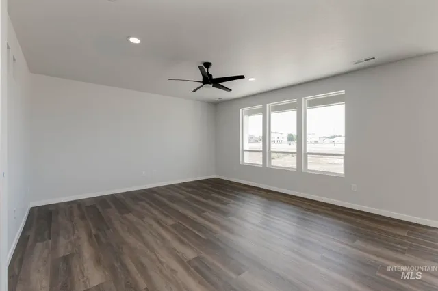 $515,990 | 919 East Perjue Basin Drive, Nampa, ID 83686