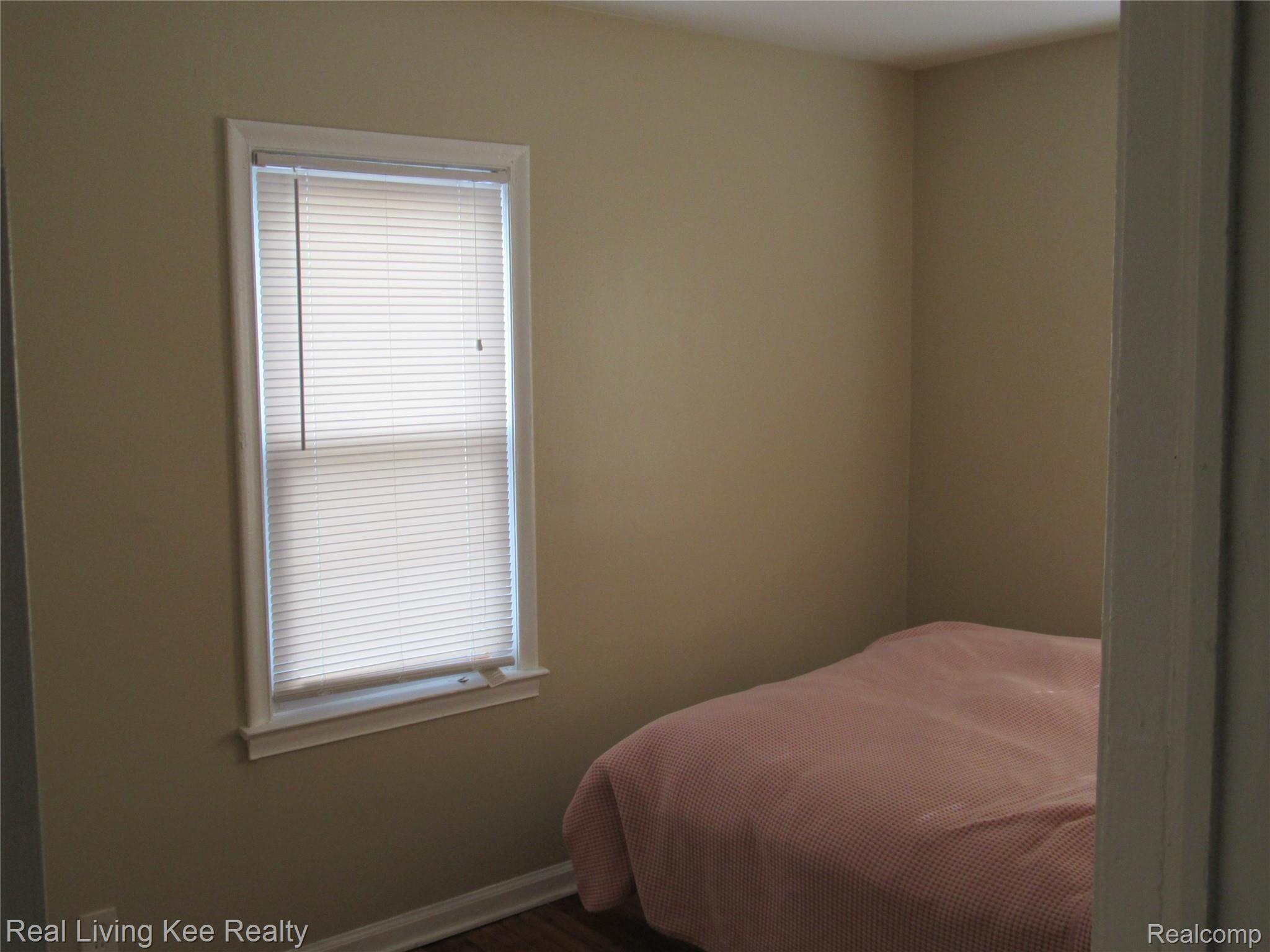 29677 Grandview Street Inkster, MI 48141 - Photo 6 of 7 06_BedroomTwo.JPG