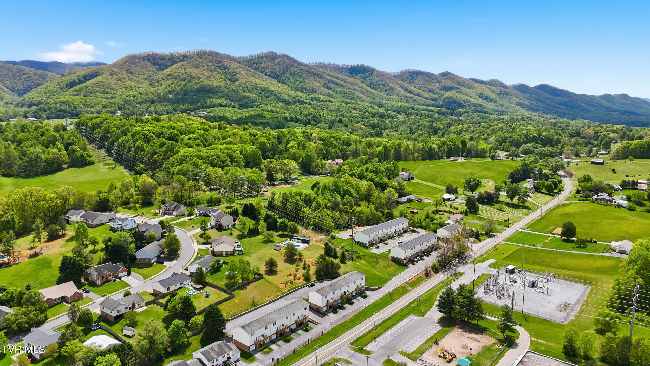 2101 Cherokee Road, Unit 12 Johnson City, TN 37604 - Photo 32 of 35 38_2101 cherokee rd-8