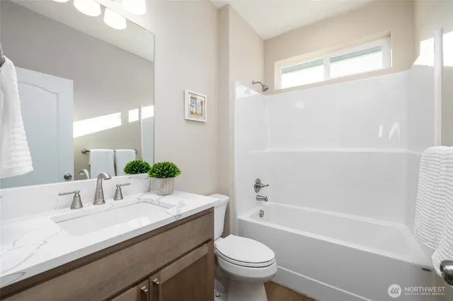 $849,000 | 8127 Coyote Springs Lane, Sedro-Woolley, WA 98284