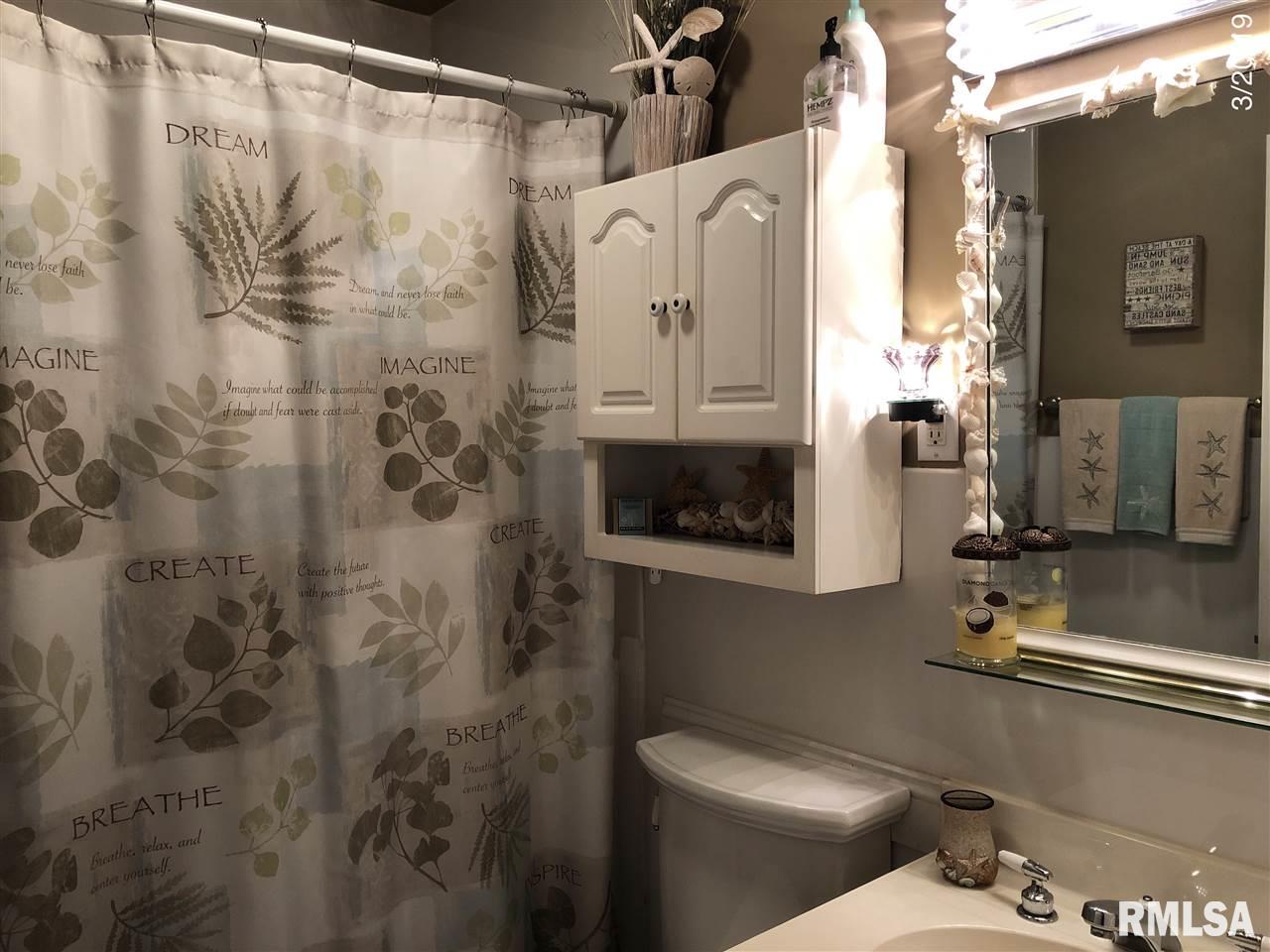 7204 Wolf Road Colona, IL 61241 - Photo 11 of 24 Gallery Image 11