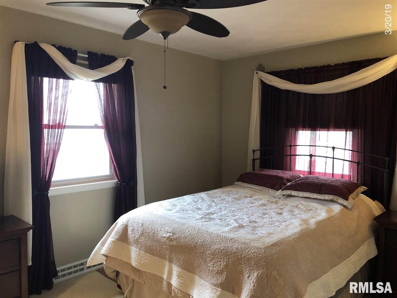7204 Wolf Road Colona, IL 61241 - Photo 12 of 24 Gallery Image 12