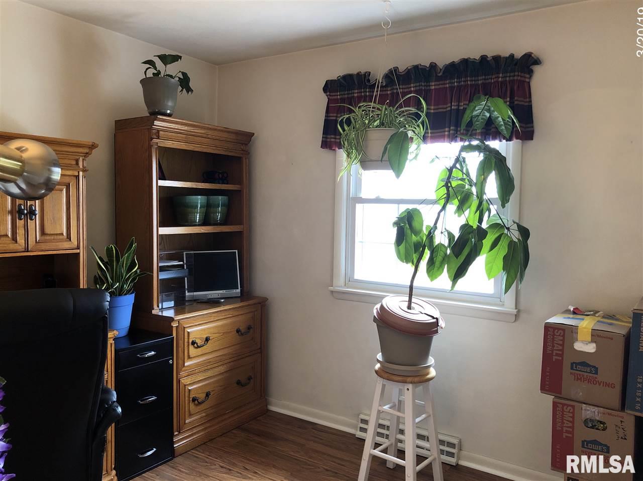 7204 Wolf Road Colona, IL 61241 - Photo 16 of 24 Gallery Image 16