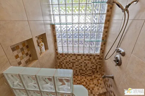 $1,495,000 | 1955 Yucca Place, Palm Springs, CA 92264