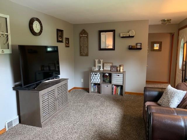 1378 Cathell Road Baldwin, PA 15236 - Photo 4 of 17 Gallery Image 4