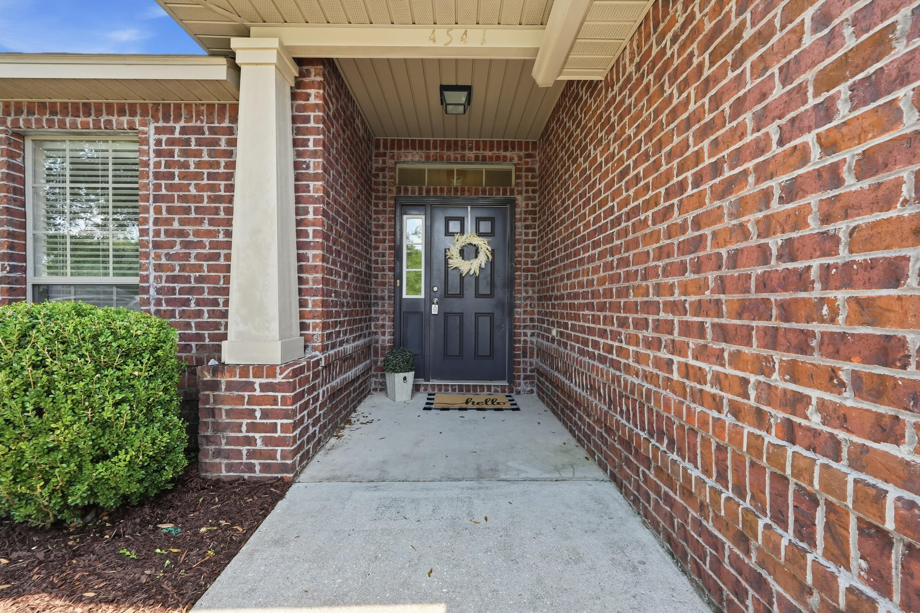 4541 Hermosa Road Crestview, FL 32539 - Photo 2 of 40 4541 hermosa rd-5