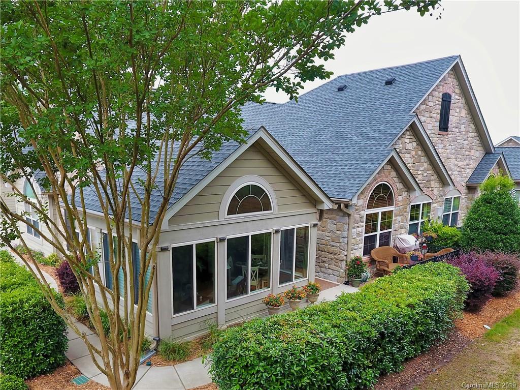 760 Ledgestone Court Tega Cay, SC 29708 - Photo 3 of 31