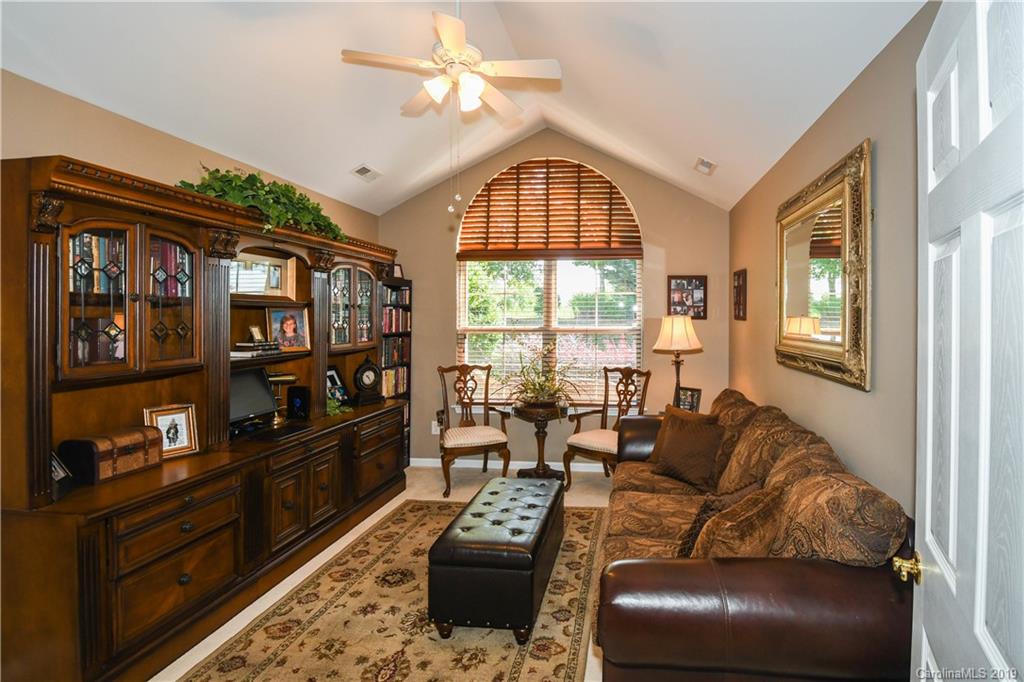 760 Ledgestone Court Tega Cay, SC 29708 - Photo 5 of 31