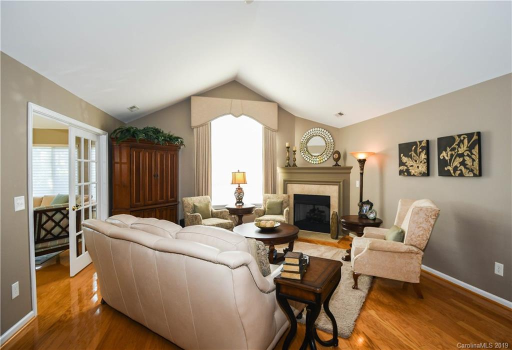 760 Ledgestone Court Tega Cay, SC 29708 - Photo 9 of 31