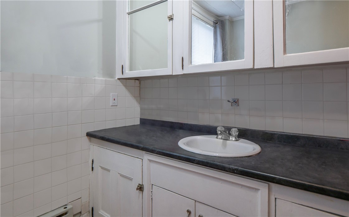 10 Braman Street, Unit 1 Newport, RI 02840 - Photo 10 of 14