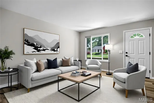 $198,900 | 733 Mediterranean Drive, Florissant, MO 63031