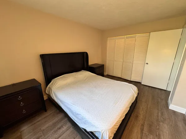 $189,900 | 3124 Highway 441, Unit J1, Okeechobee, FL 34974