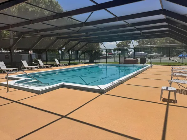 $189,900 | 3124 Highway 441, Unit J1, Okeechobee, FL 34974