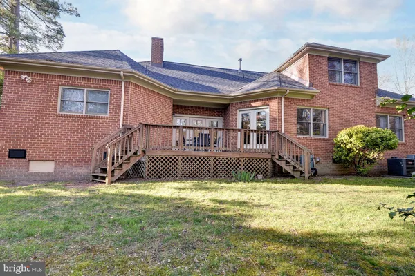 $575,000 | 612 Beechwood Drive, Williamsburg, VA 23185