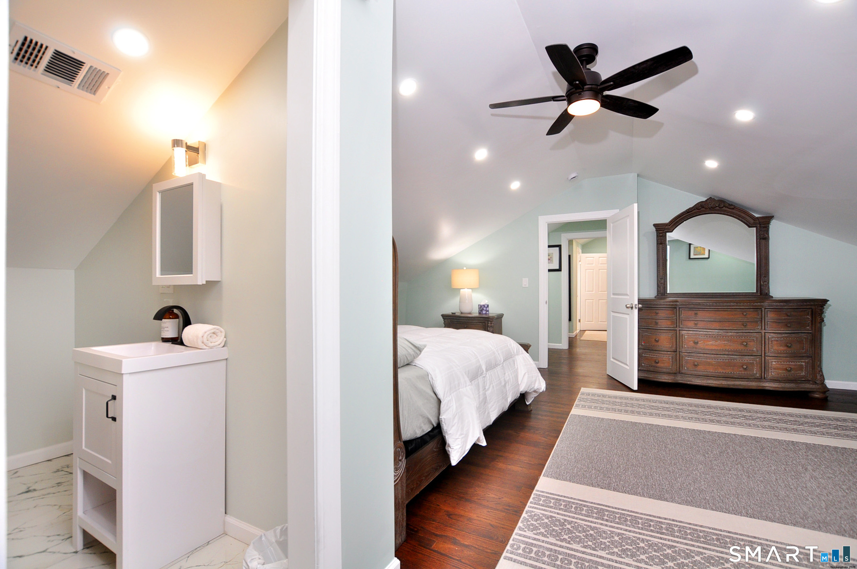 3 Curtis Street Norwich, CT 06360 - Photo 29 of 39