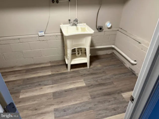 $410,000 | 13 Center Circle, Wilmington, DE 19808