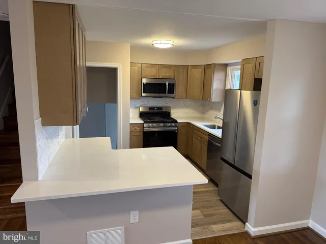 $410,000 | 13 Center Circle, Wilmington, DE 19808