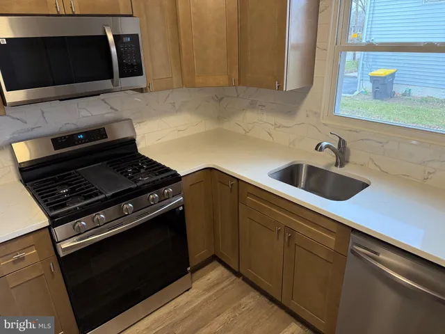 $410,000 | 13 Center Circle, Wilmington, DE 19808