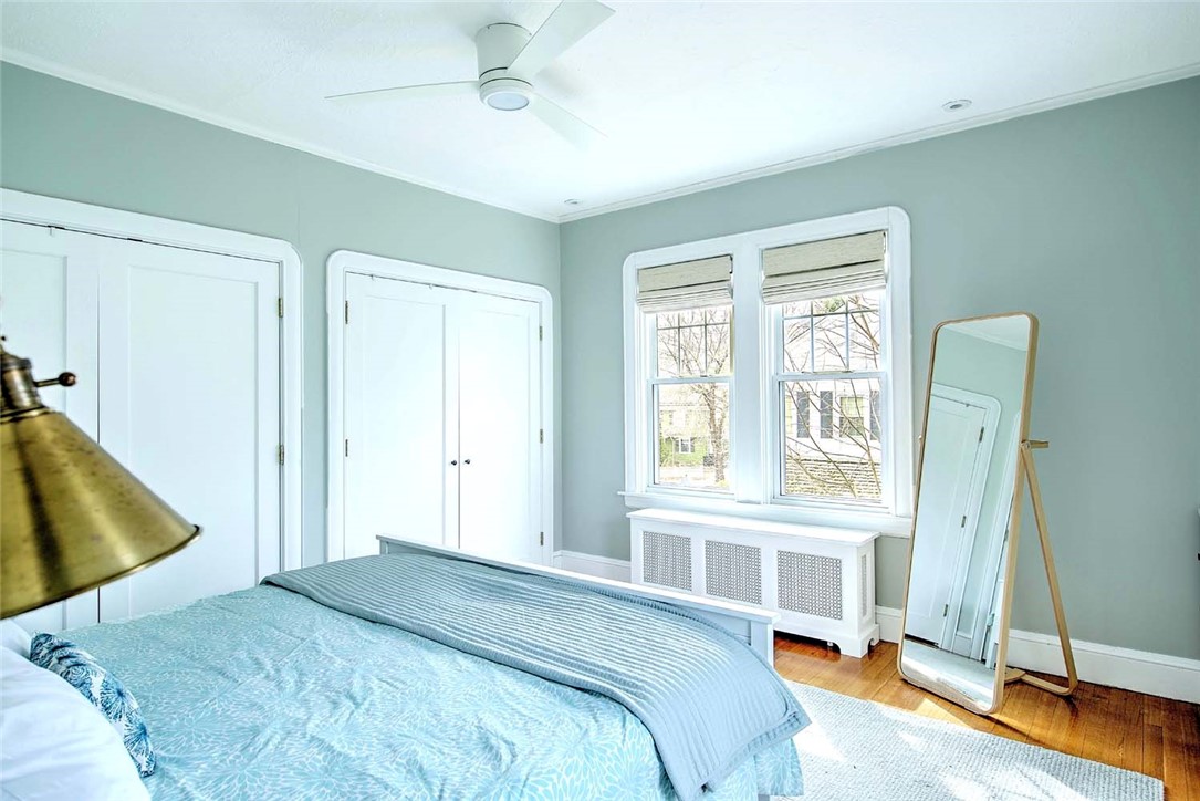 12 Holly Street Providence, RI 02906 - Photo 24 of 44
