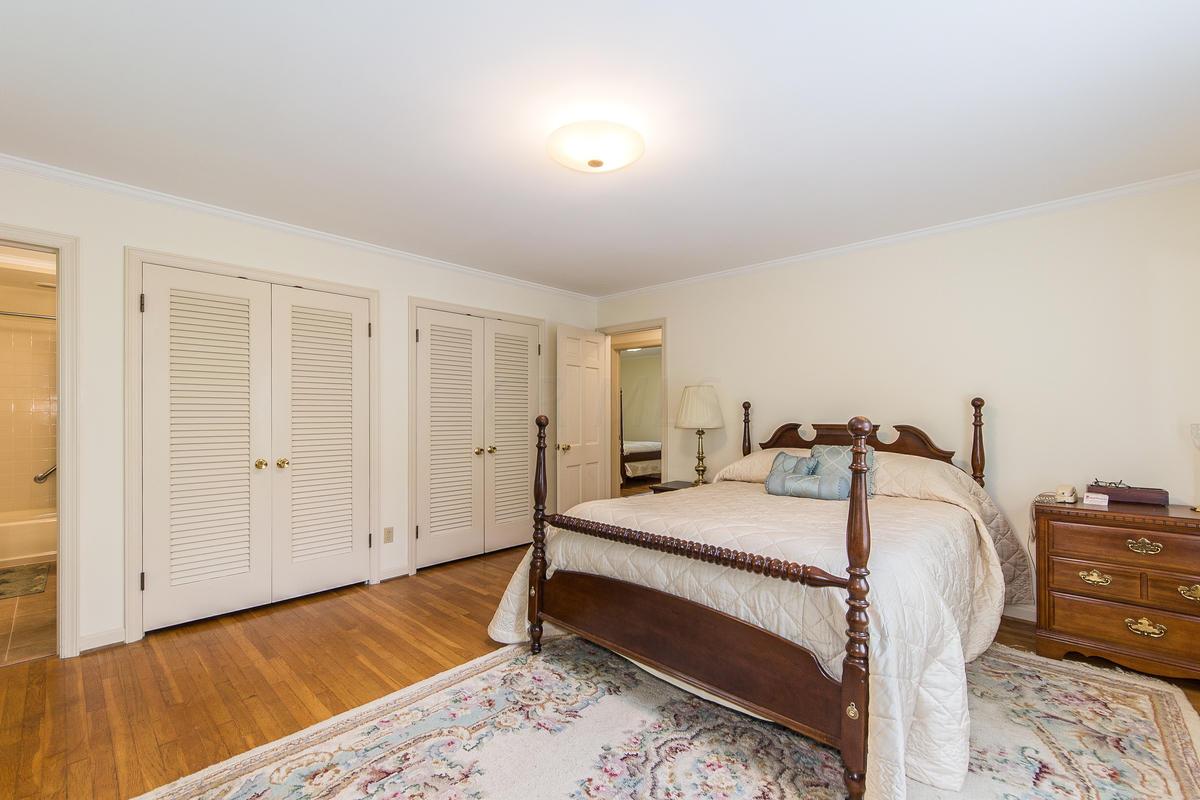 3111 Bembridge Road Columbus, OH 43221 - Photo 20 of 32 Gallery Image 20