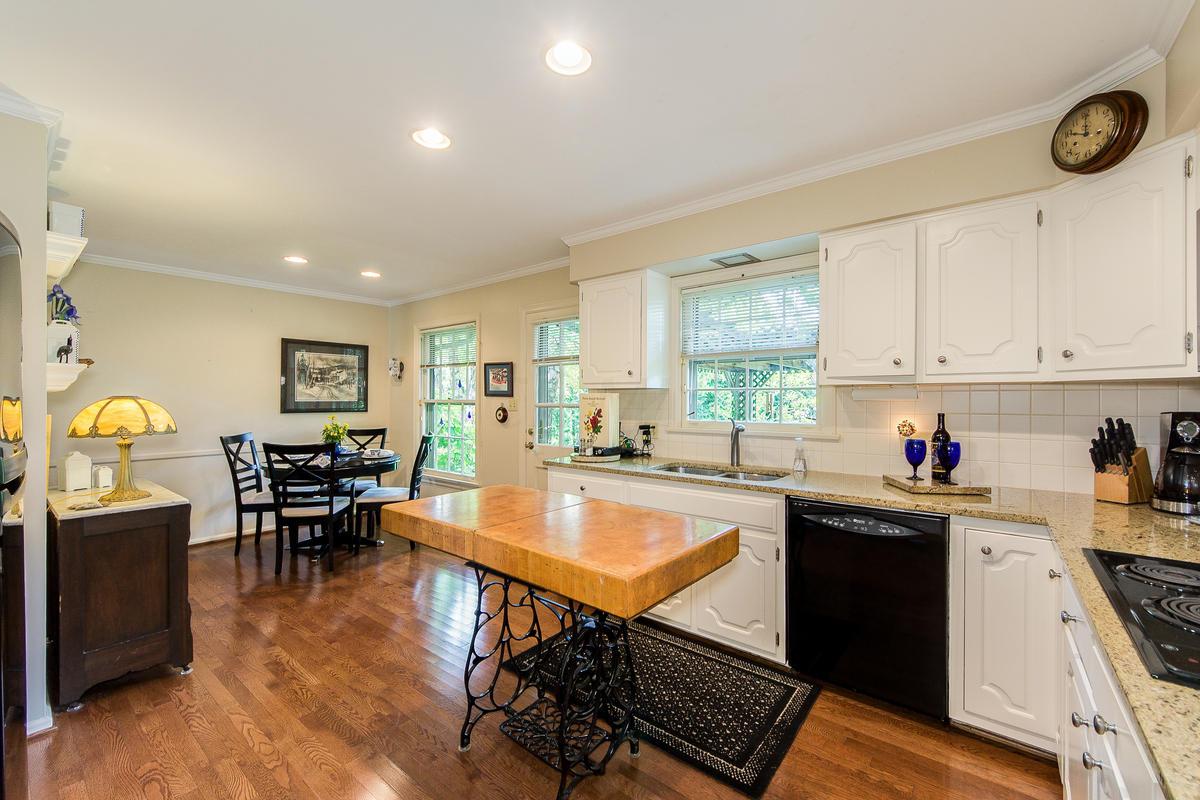 3111 Bembridge Road Columbus, OH 43221 - Photo 4 of 32 Gallery Image 4