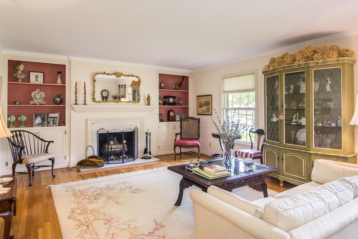 3111 Bembridge Road Columbus, OH 43221 - Photo 7 of 32 Gallery Image 7