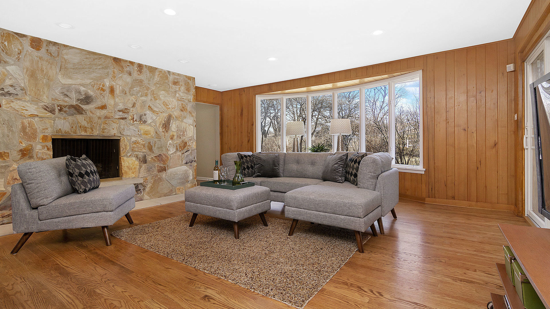 352 Gatesby Road Riverside, IL 60546 - Photo 8 of 18 a living room with furniture and a fireplace