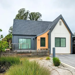 a house view with a outdoor space