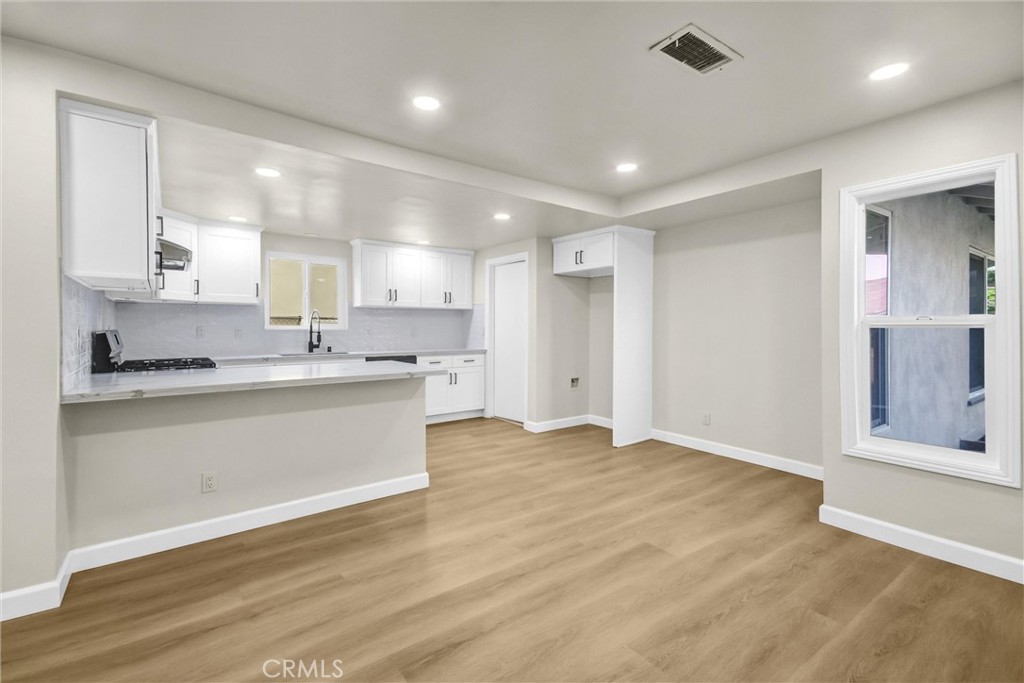 4734 Helmgate Drive El Monte, CA 91732 - Photo 6 of 20 Kitchen & Dinning