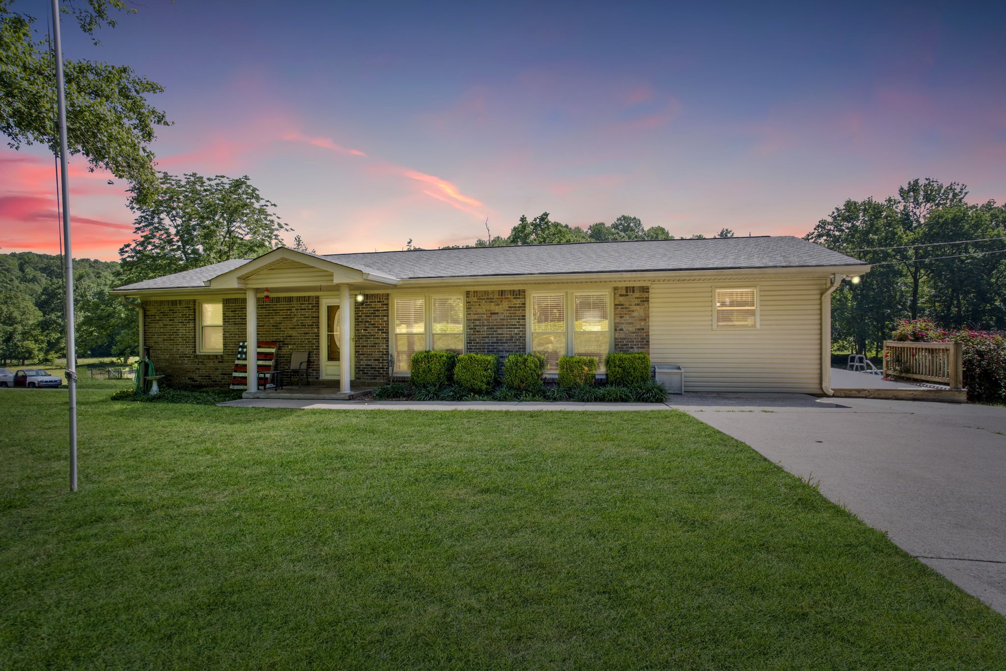 4519 Highway 49 Tennessee Ridge, TN 37178 - Photo 1 of 37 Gallery Image 1