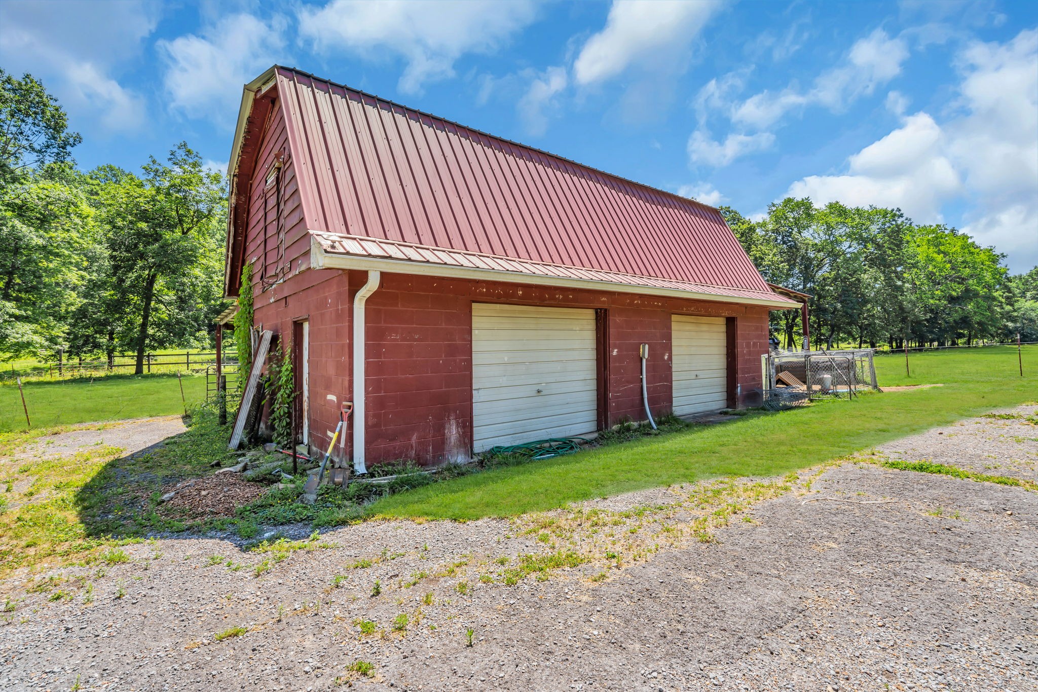 4519 Highway 49 Tennessee Ridge, TN 37178 - Photo 34 of 37 Gallery Image 34