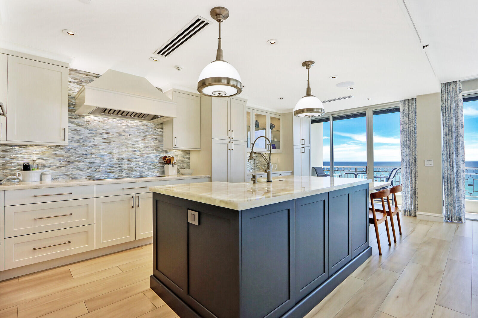 19950 South Beach Road, Unit 5S Jupiter, FL 33469 - Photo 10 of 55 Kitchen