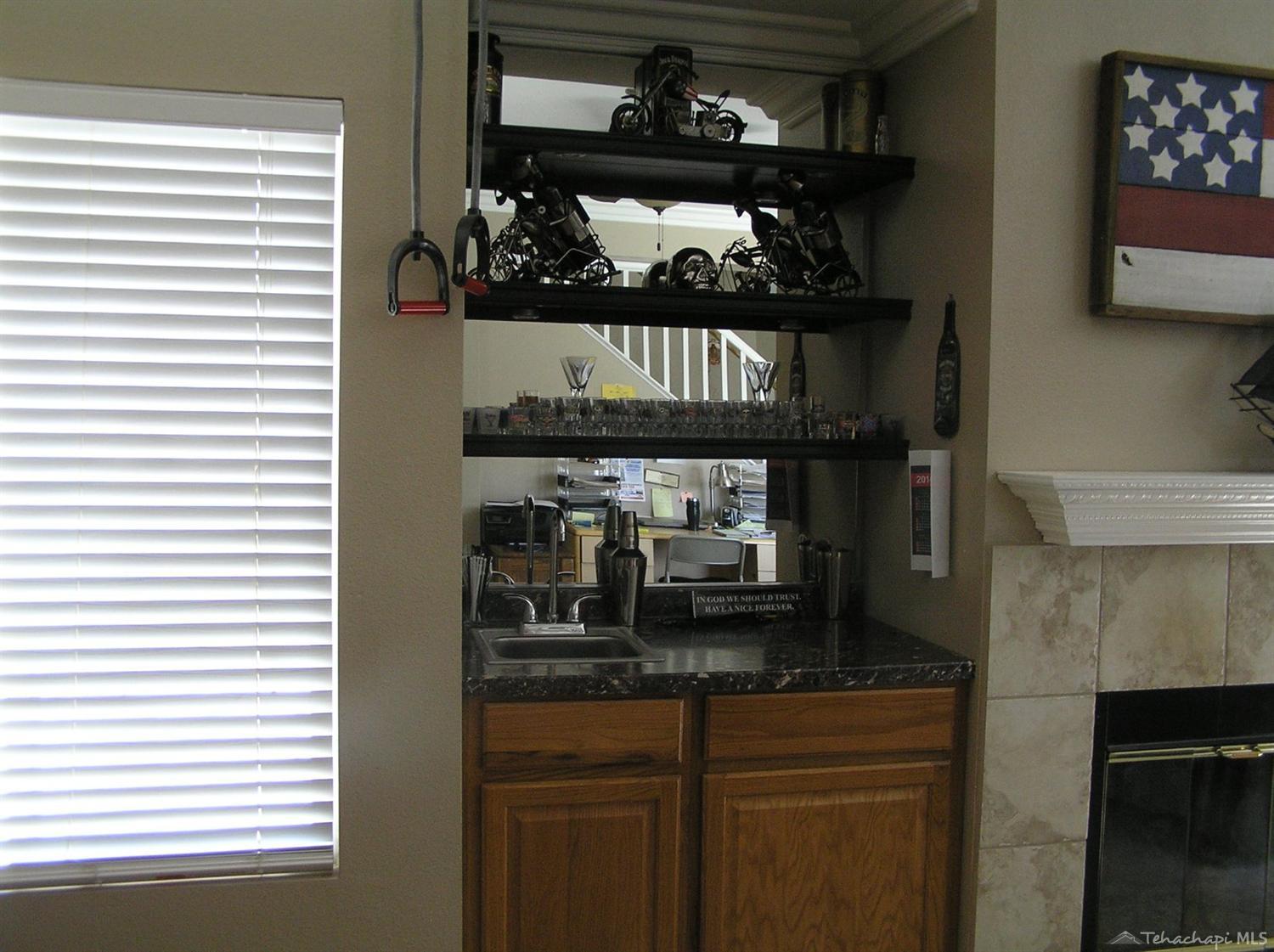 1032 Clearview Street Tehachapi, CA 93561 - Photo 16 of 31 Gallery Image 16