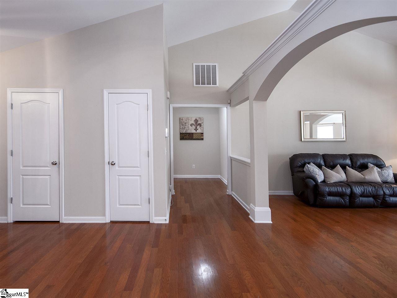209 Red Orchid Road Simpsonville, SC 29681 - Photo 8 of 36 Gallery Image 8