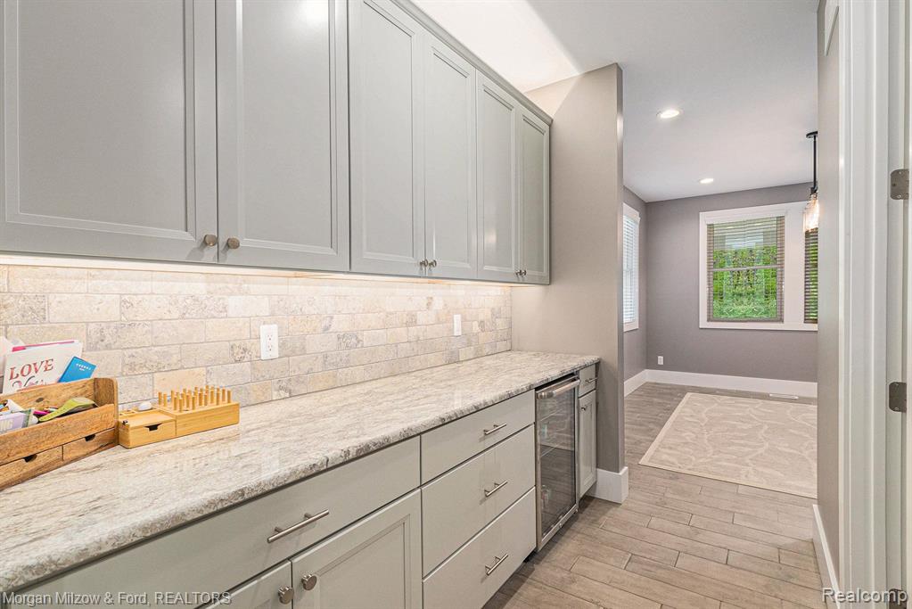 6615 Ridgewood Road Clarkston, MI 48346 - Photo 6 of 43