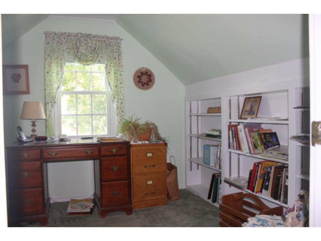 16 Hillside Road Springfield, VT 05156 - Photo 19 of 23