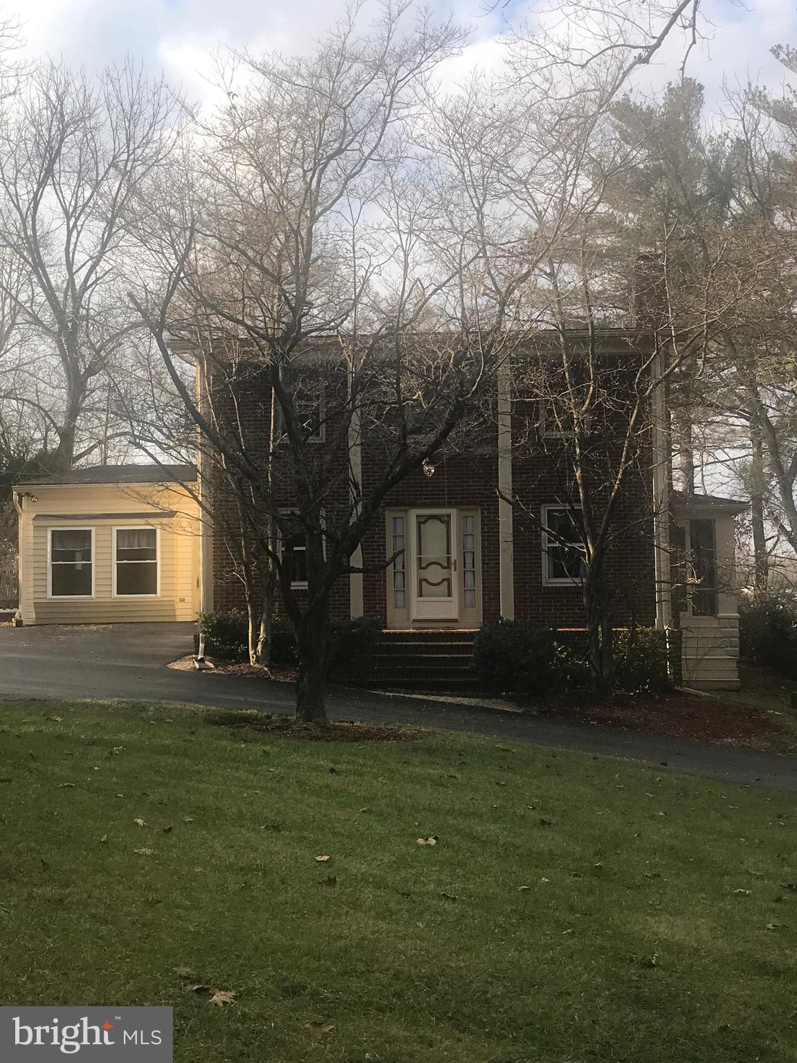 240 School House Road Lancaster, PA 17603 - Photo 2 of 38 Gallery Image 2