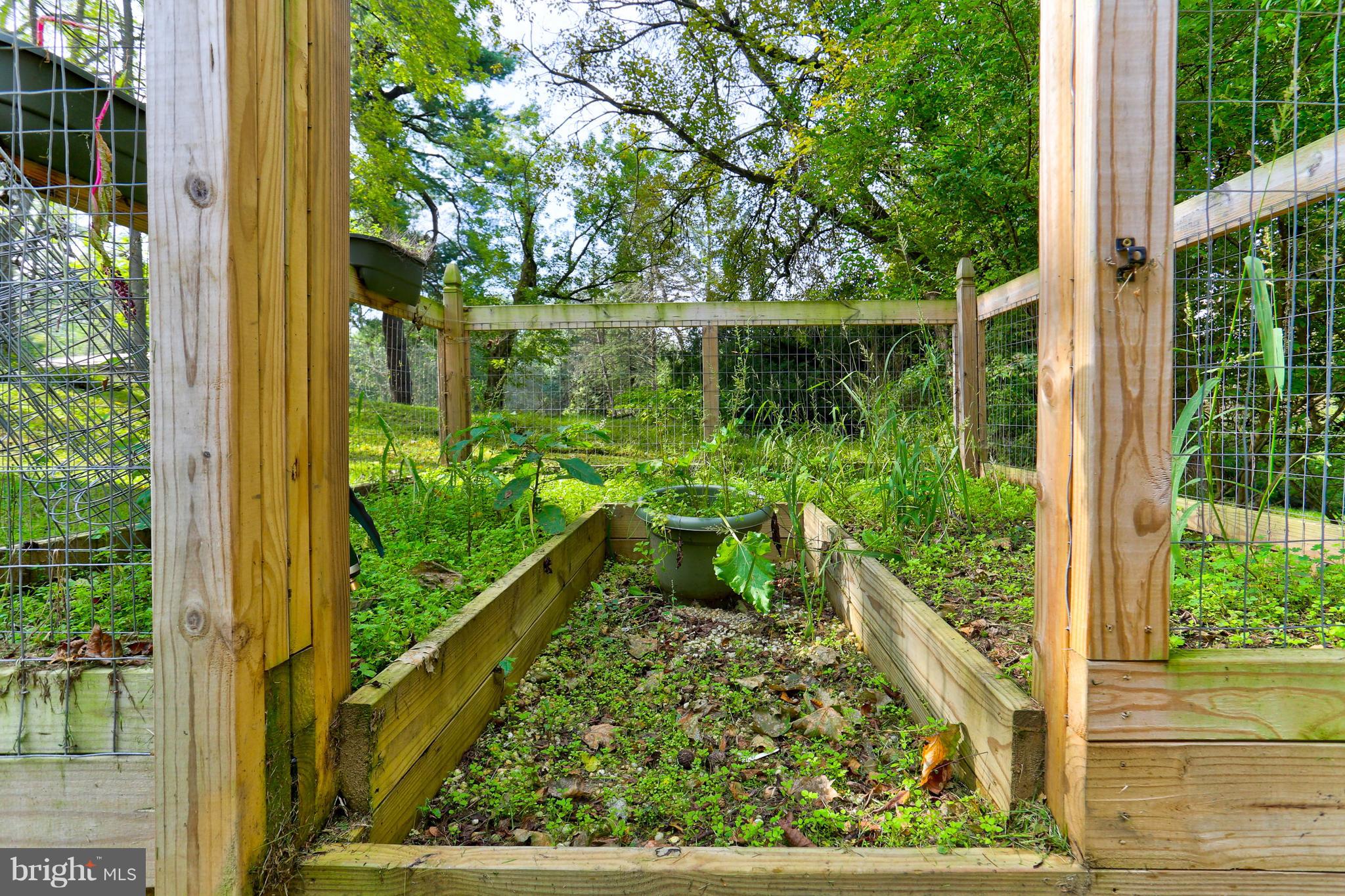240 School House Road Lancaster, PA 17603 - Photo 38 of 38 Garden Area in the Rear of the Home