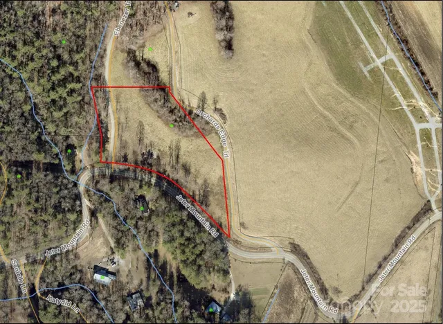 $320,000 | 36 Ebenezer Trail, Unit 1, Hendersonville, NC 28739