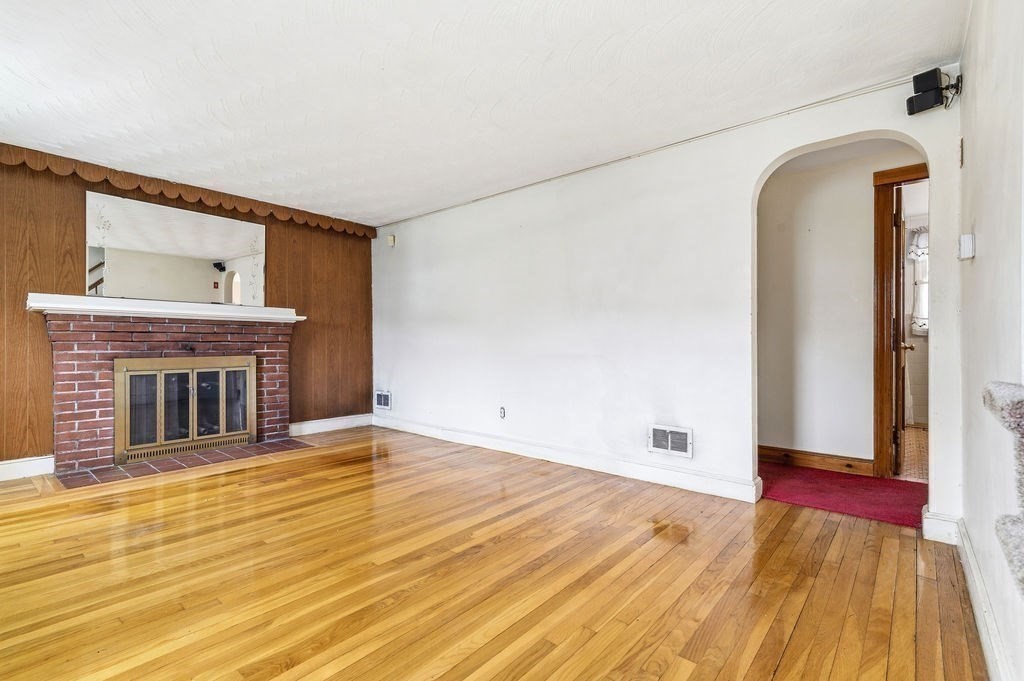 175 Levin Road Rockland, MA 02370 - Photo 12 of 25 Gallery Image 12