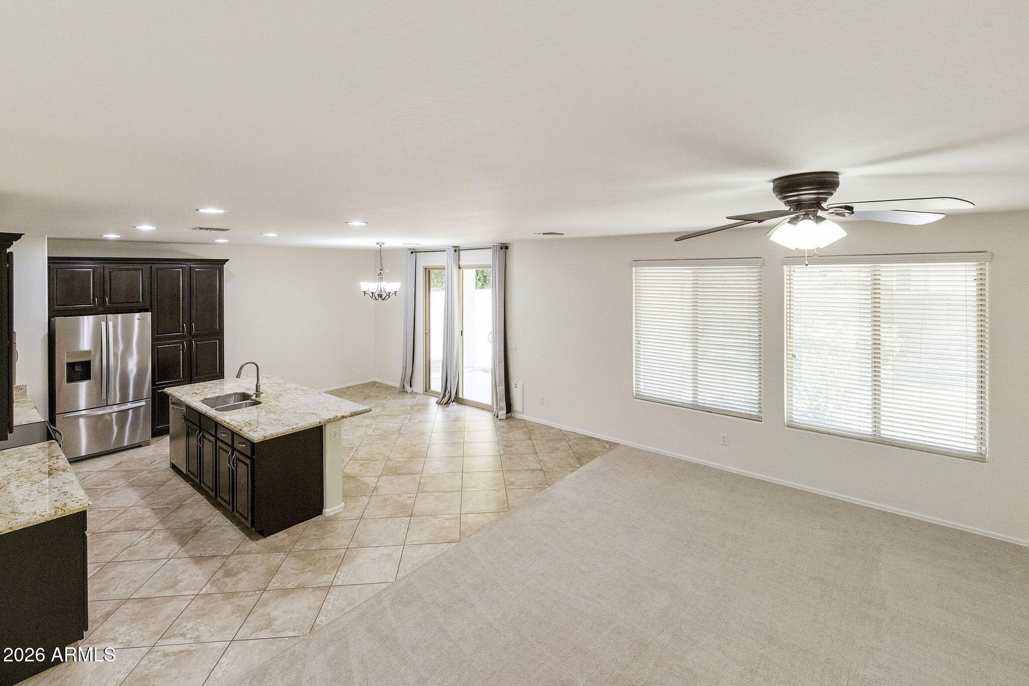3328 East Roland Street Mesa, AZ 85213 - Photo 3 of 28
