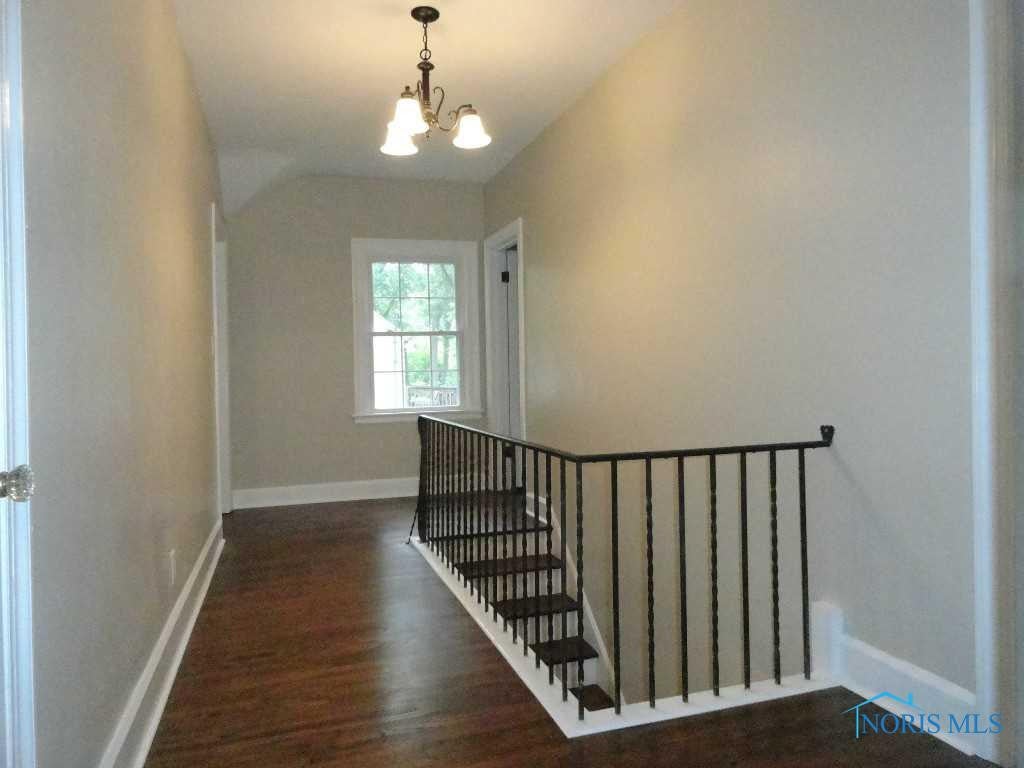 3725 Harley Road Toledo, OH 43613 - Photo 11 of 20 Interior Space/Layout. 2nd Floor Hallway