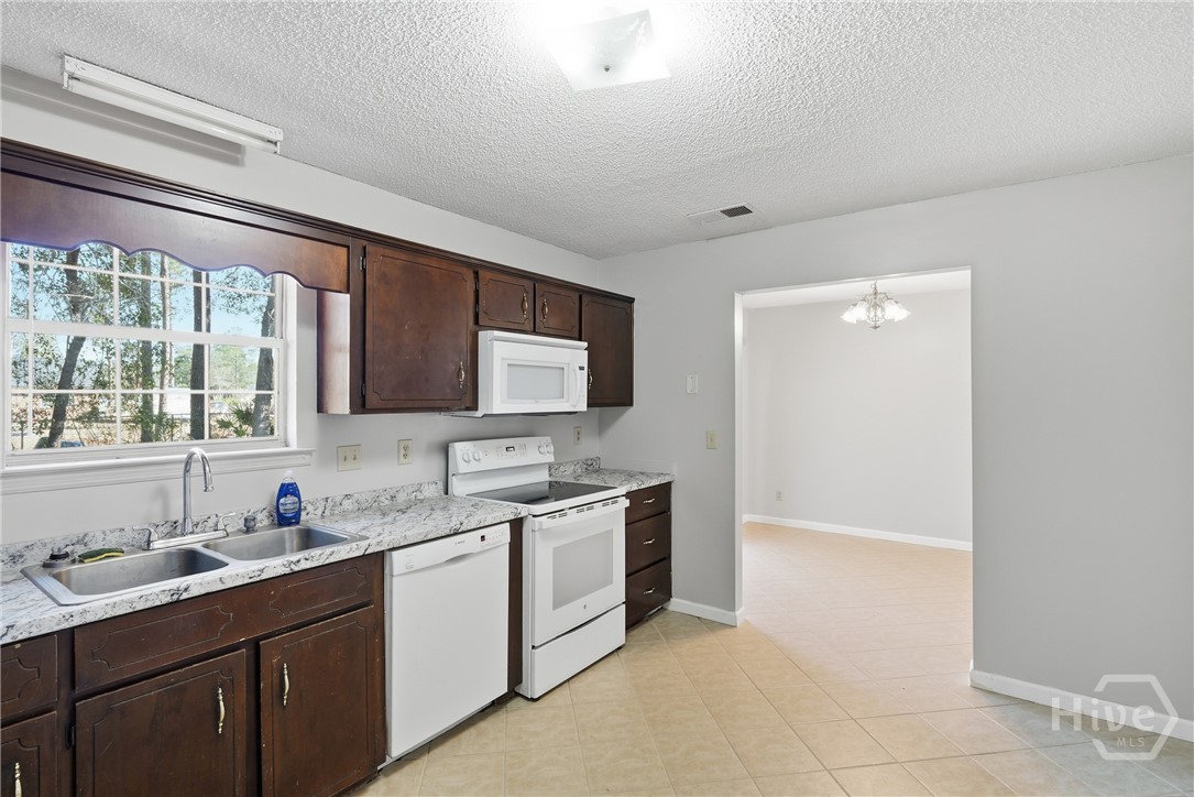 23 Sabreena Circle Hinesville, GA 31313 - Photo 29 of 34