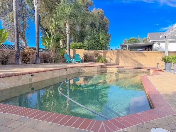 $1,300,000 | 21865 Jinetes, Mission Viejo, CA 92691