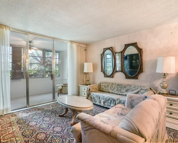 $95,000 | 2900 Northwest 48th Terrace, Unit 117, Lauderdale Lakes, FL 33313