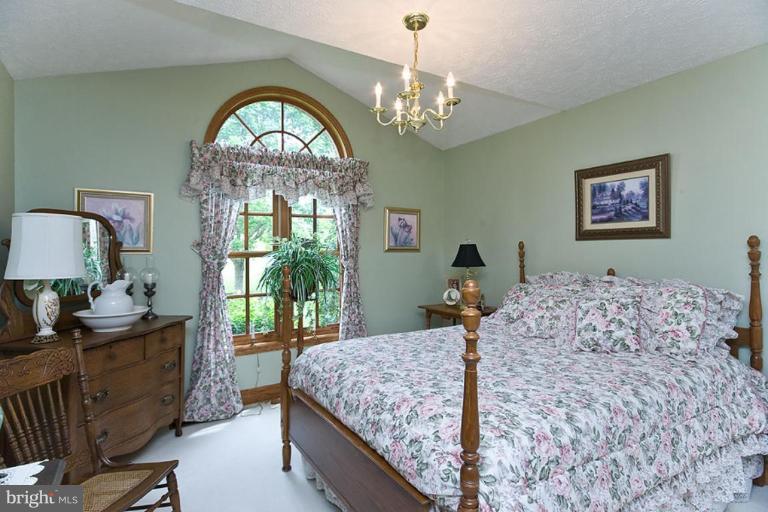 31 Karst Valley Road Front Royal, VA 22630 - Photo 16 of 30 Bedroom #3