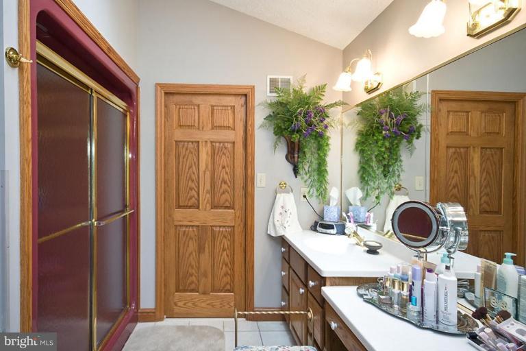 31 Karst Valley Road Front Royal, VA 22630 - Photo 21 of 30 Master Bath #2