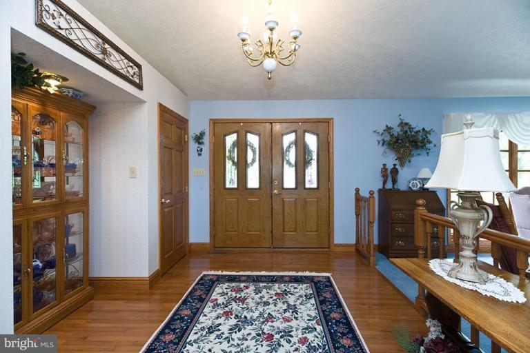 31 Karst Valley Road Front Royal, VA 22630 - Photo 22 of 30 Entrance / Foyer