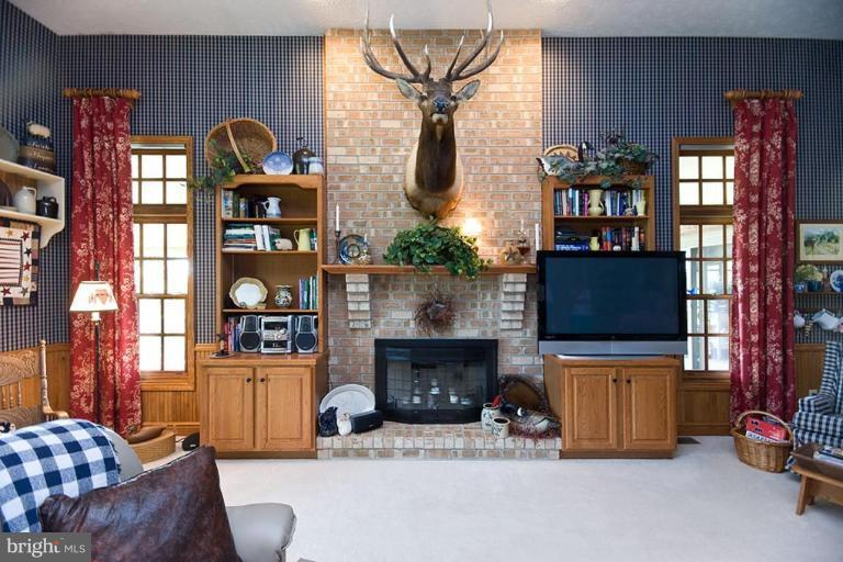 31 Karst Valley Road Front Royal, VA 22630 - Photo 27 of 30 Family Room