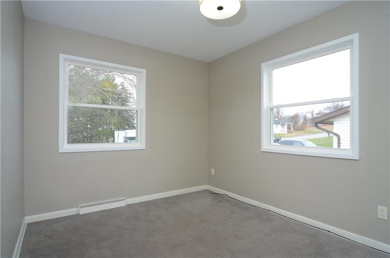 108 NORTH Branch Center Monaca, PA 15061 - Photo 13 of 22 Gallery Image 13